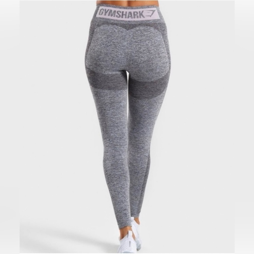 Gymshark Flex High Waisted Leggings
Heather Gray Purple  Small